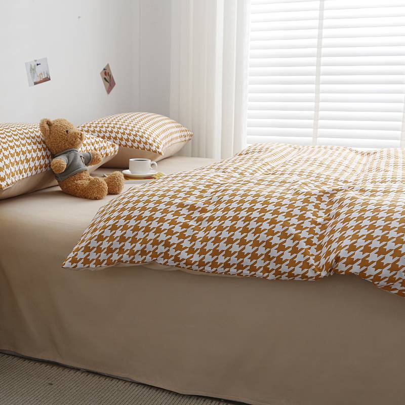 Simple Four-Piece Set Cotton Bedding Sheet Quilt Cover（Houndstooth）